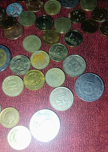 Parlak Altın ve Gümüş Renkli Bozuk Para Seti - Görsel 3