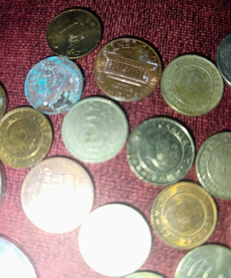 Parlak Altın ve Gümüş Renkli Bozuk Para Seti - Görsel 5