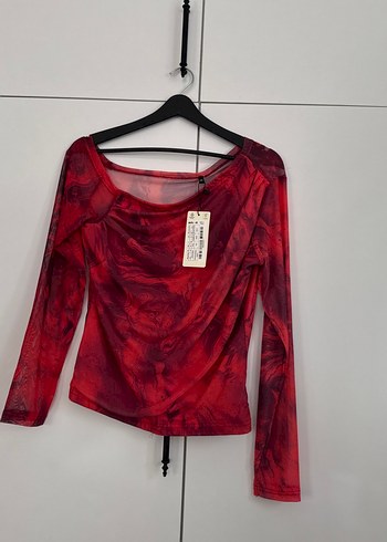 Uzun Kollu Kırmızı Batik Desenli Bluz