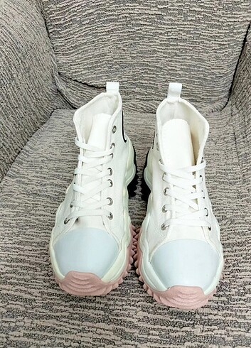 CONVERSE