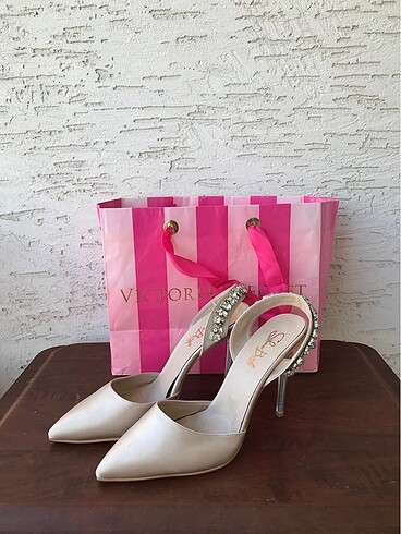 Shoe Tek Taşlı ayakkabı