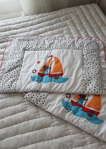 Nakışlı Beyaz Çocuk Uyku Seti - Görsel 4