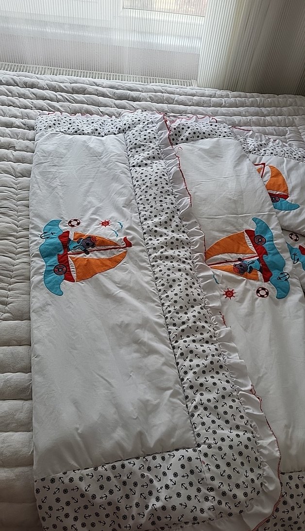 Nakışlı Beyaz Çocuk Uyku Seti - Görsel 2