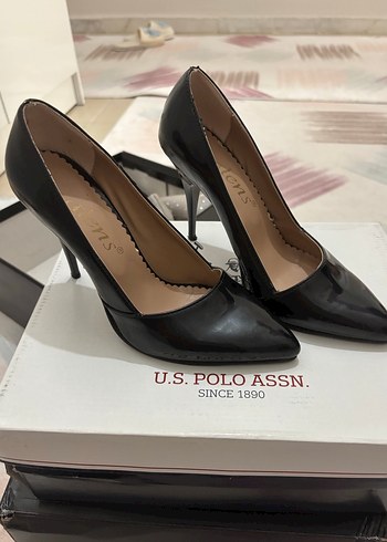 U.S. Polo Assn. Parlak Siyah Stiletto