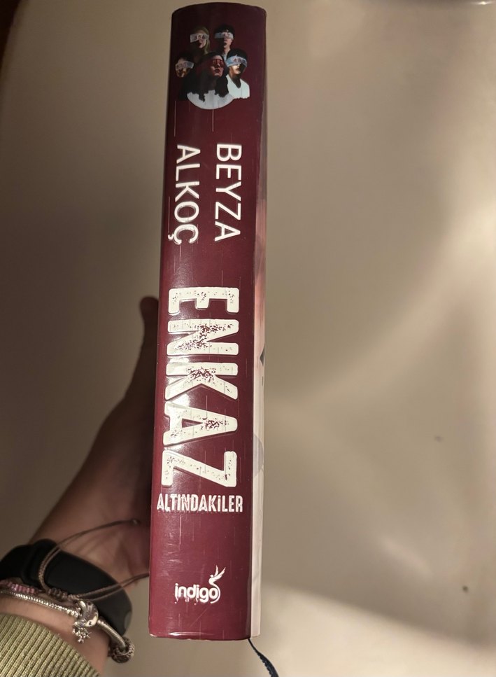 Enkaz Altındakiler - Beyza Alkoç - Görsel 3