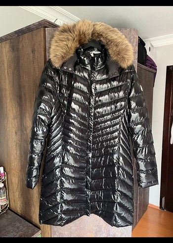 Moncler Kürk Detaylı Siyah Kadın Kışlık Mont