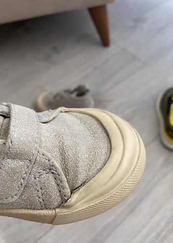 23 Beden Vicco spor ayakkabı