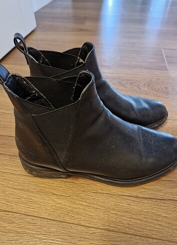 ninewest marka 37 numara siyah kadın bot