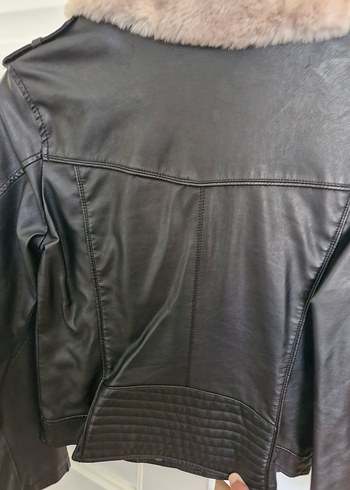 Kürk Detaylı Siyah Deri Biker Ceket - Görsel 5