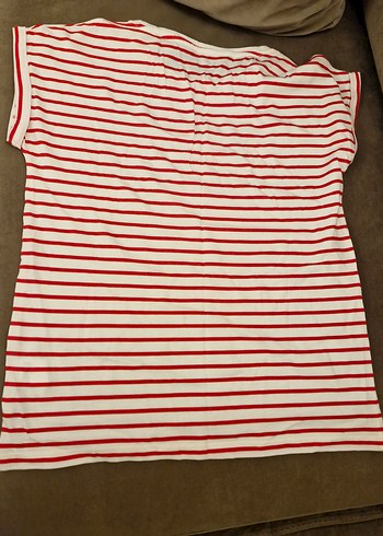 Kırmızı Çizgili Baskılı Kadın Tişört - Görsel 5