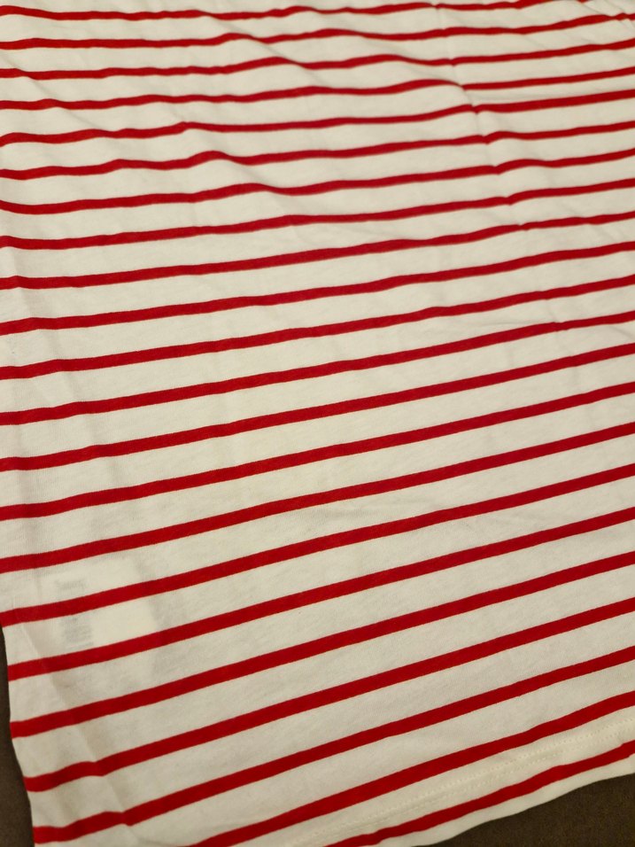 Kırmızı Çizgili Baskılı Kadın Tişört - Görsel 4