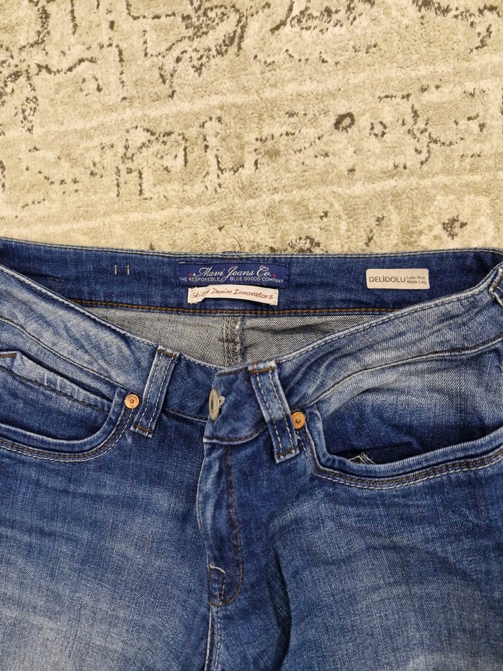 Kadın Lacivert Bol Kesim delidolu model 27 bedenDenim Pantolon - Görsel 3