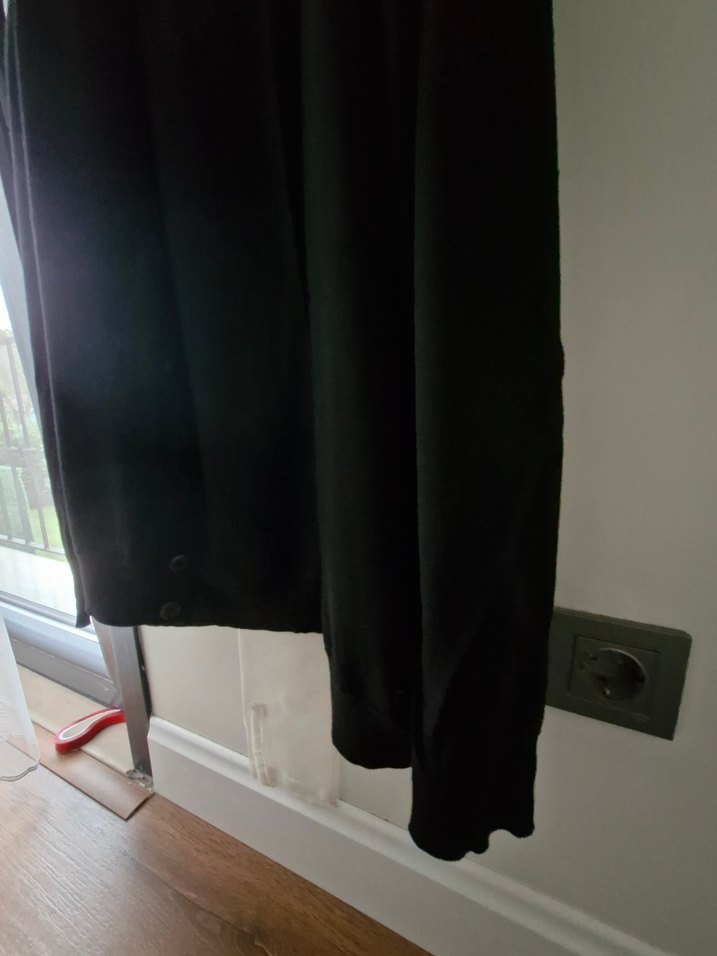 Siyah erkek düğmeli Hırka - Görsel 2