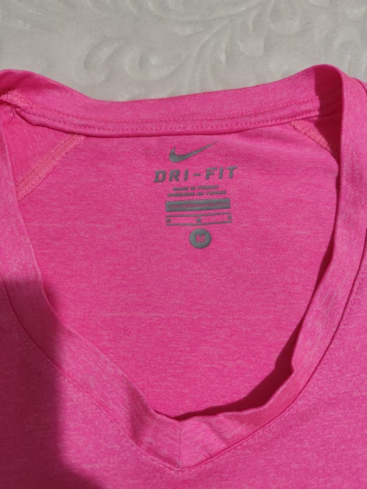 Pembe V Yaka Kısa Kollu Hamile Tişört - Görsel 3