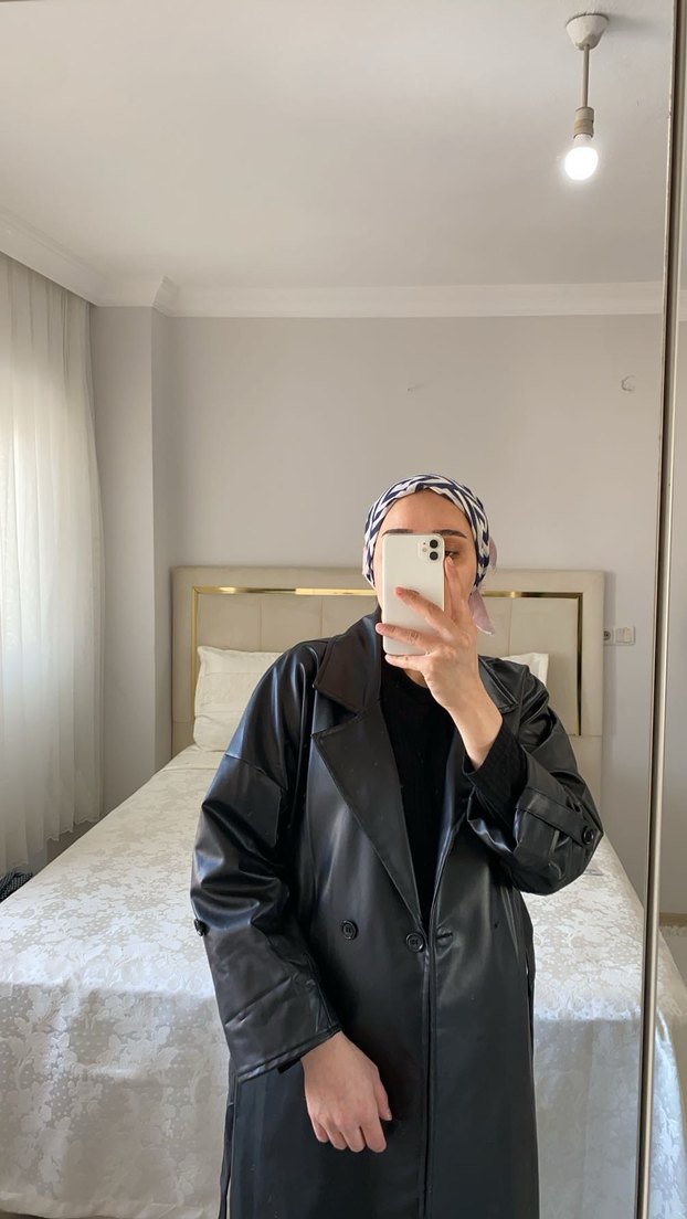 Deri Siyah Kuşaklı Uzun Trençkot - Görsel 4