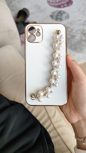 BEYAZ İPHONE 11 KİLİF