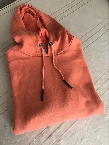 Kapşonlu sweatshirt