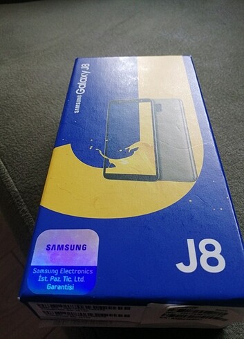  Beden Renk Samsung J8