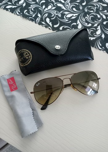 Beden Ray-Ban Kadın Gri-Bej Minimalist Güneş Gözlüğü