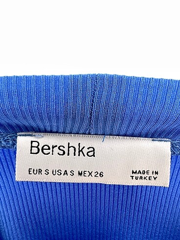s Beden mavi Renk Bershka Bluz %70 İndirimli.