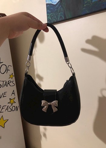 Zara Siyah kurdele fiyonk detaylı kol çantası