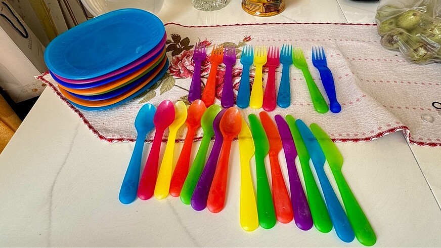 Ikea çatal kaşık bıçak tabak seti
