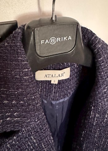 Düğmeli Kısa Kesim Kadın lacivert Blazer ceket - Görsel 2