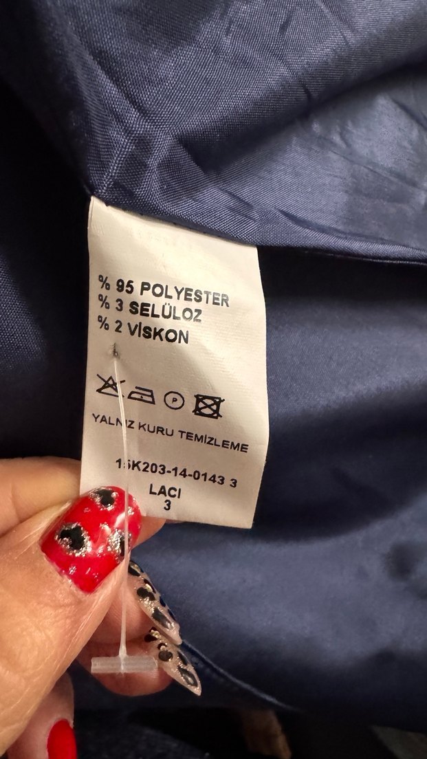 Düğmeli Kısa Kesim Kadın lacivert Blazer ceket - Görsel 3