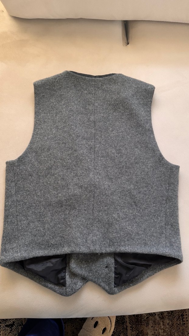 Gri Düğmeli Klasik Yün Yelek - Görsel 2