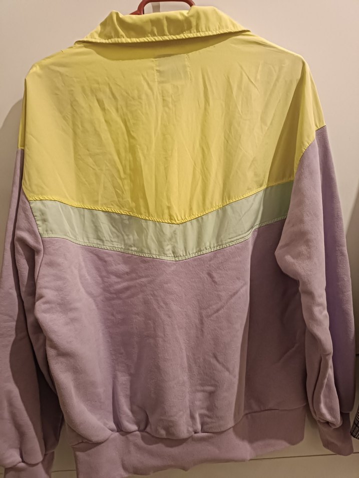 Mor Pastel Renkli Yüksek Yakalı Kadın Sweatshirt - Görsel 3