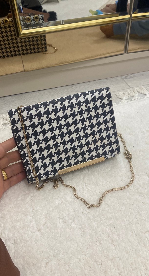 Kare Desenli Zincir Askılı Kadın Çanta - Görsel 3