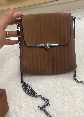 Zincir Detaylı Kahverengi Deri Kadın Çanta - Görsel 3