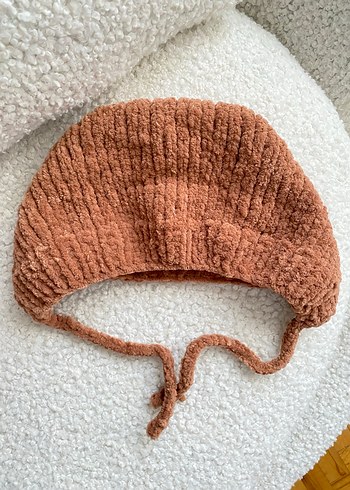 Bonnet şapka kadife - Görsel 2