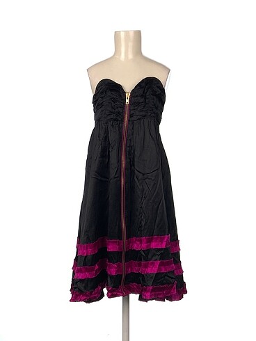 Betsey Johnson Kısa Elbise %70 İndirimli.