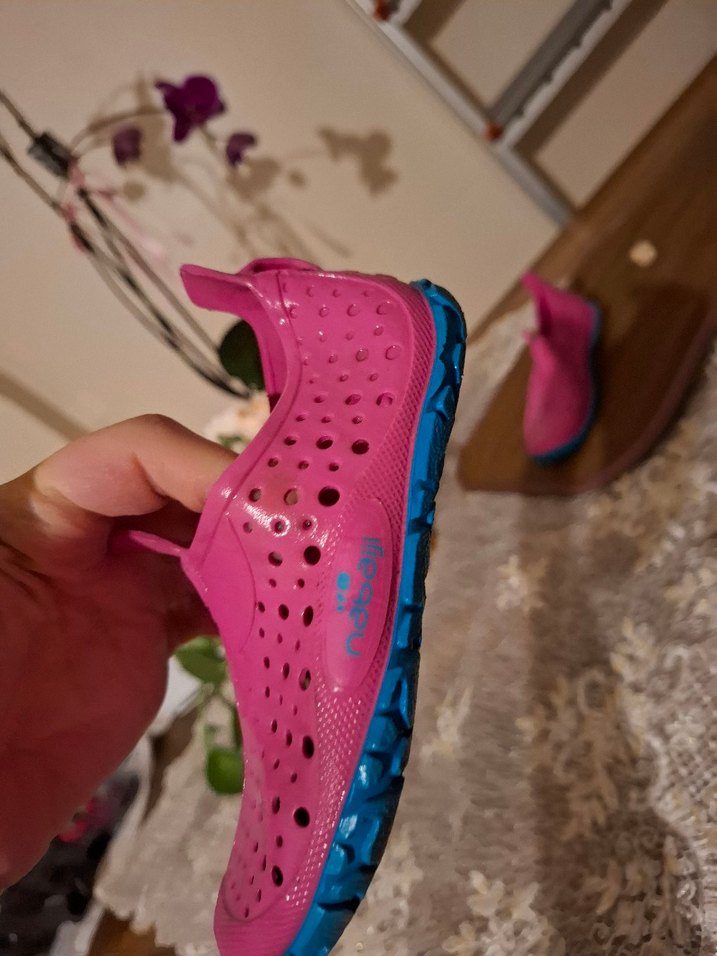 Kız Çocuk Renkli Pembe Kaydırmaz Ayakkabı - Görsel 2