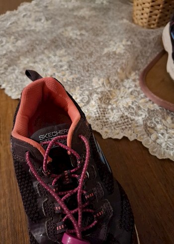 Skechers Kız Çocuk Bağcıklı Renkli Spor Ayakkabı - Görsel 14