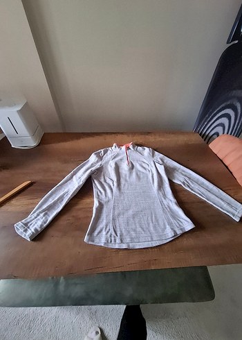 Decathlon Kadın Gri Fermuarlı Yüksek Yakalı Sweatshirt
