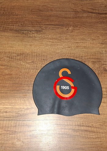 Siyah Galatasaray Rozeti 1905 Tasarımlı Havuz Bonesi - Görsel 2