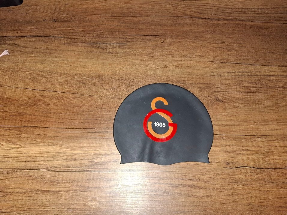 Siyah Galatasaray Rozeti 1905 Tasarımlı Havuz Bonesi - Görsel 2