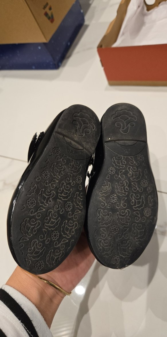 Kız Çocuk Siyah Rugan Babet Ayakkabı - Görsel 2