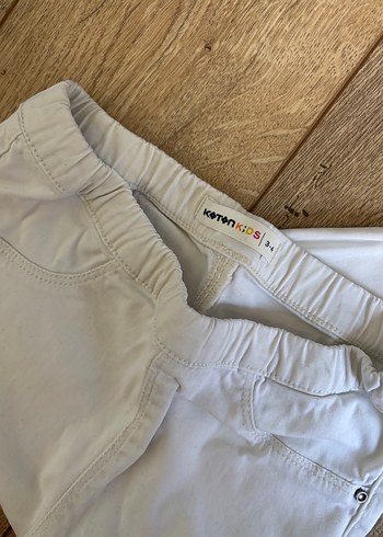 Kırık Beyaz Denim Pantolon - Görsel 3