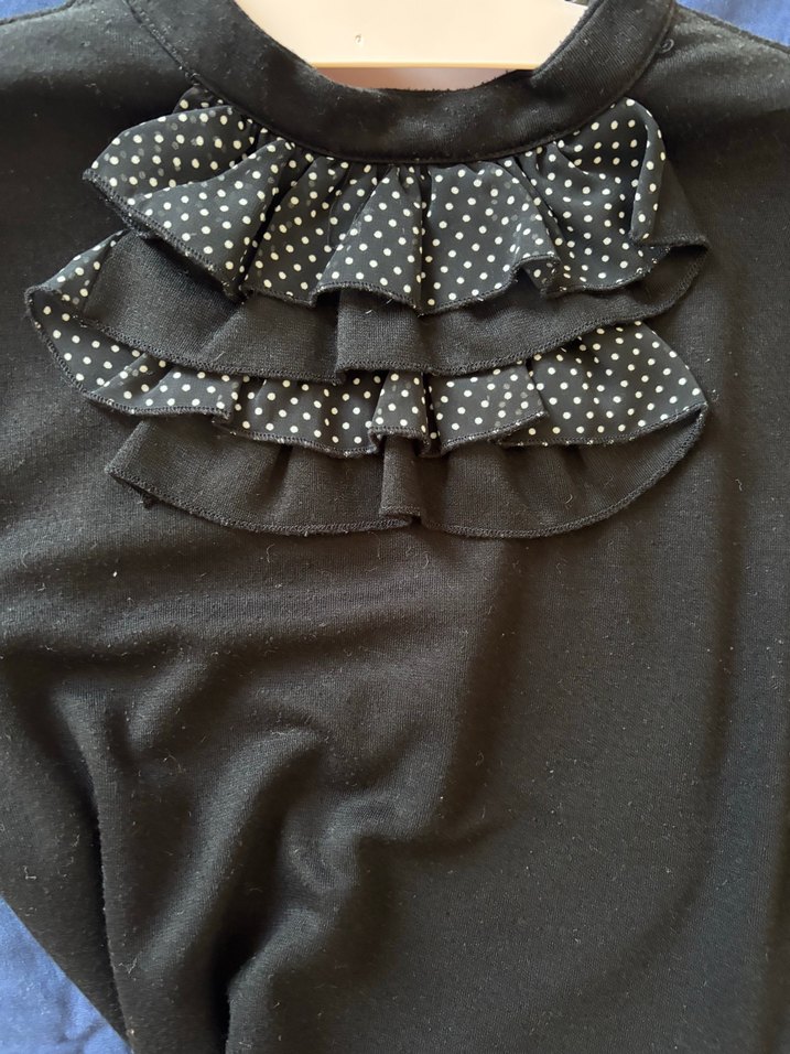 Siyah Uzun Yırtmaçlı Gotik Elbise - Görsel 2