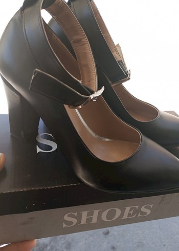 35 Beden Klasik Siyah Stiletto Topuklu Kadın Ayakkabı