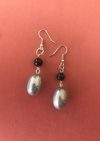 Gri Boncuklu Midi Küpe - Görsel 3