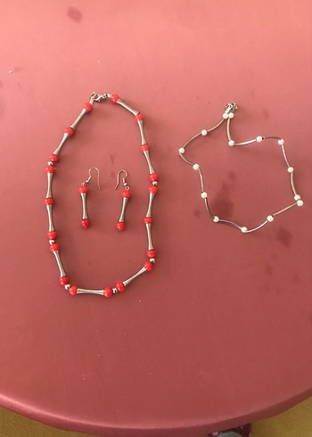 Renkli Boncuklu Kısa Kadın Kolye ve Küpe Seti - Görsel 3