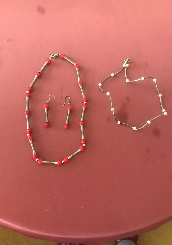 Renkli Boncuklu Kısa Kadın Kolye ve Küpe Seti - Görsel 3