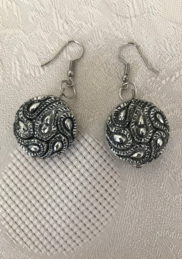 Nakışlı Gri Bohem Küpe - Görsel 3