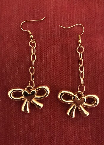 Altın Renkli Fiyonk Detaylı Midi Küpe - Görsel 7