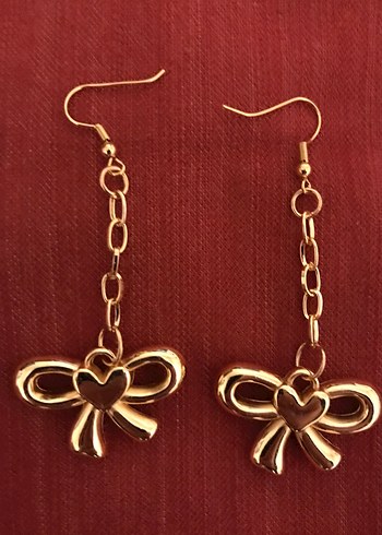 Altın Renkli Fiyonk Detaylı Midi Küpe - Görsel 5