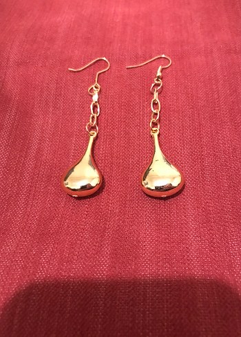 Zincir Detaylı Uzun Altın Küpe - Görsel 3